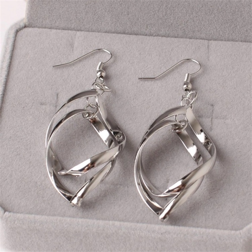NEW!💙💎DROP EARRINGS!!!💎💙SUPER CUTE!!! SHINEY!! - Picture 2 of 3